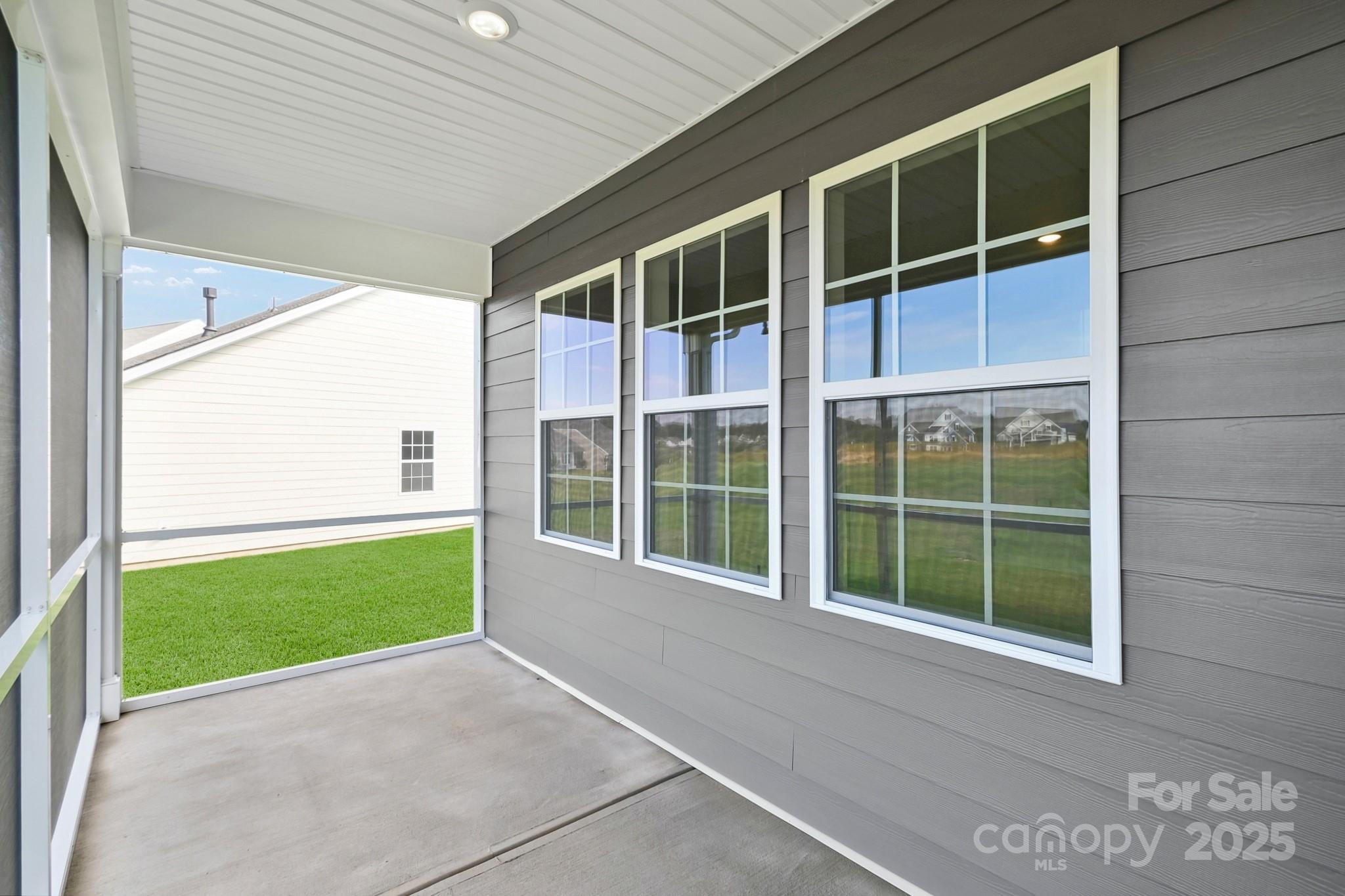 Roselyn - Residential