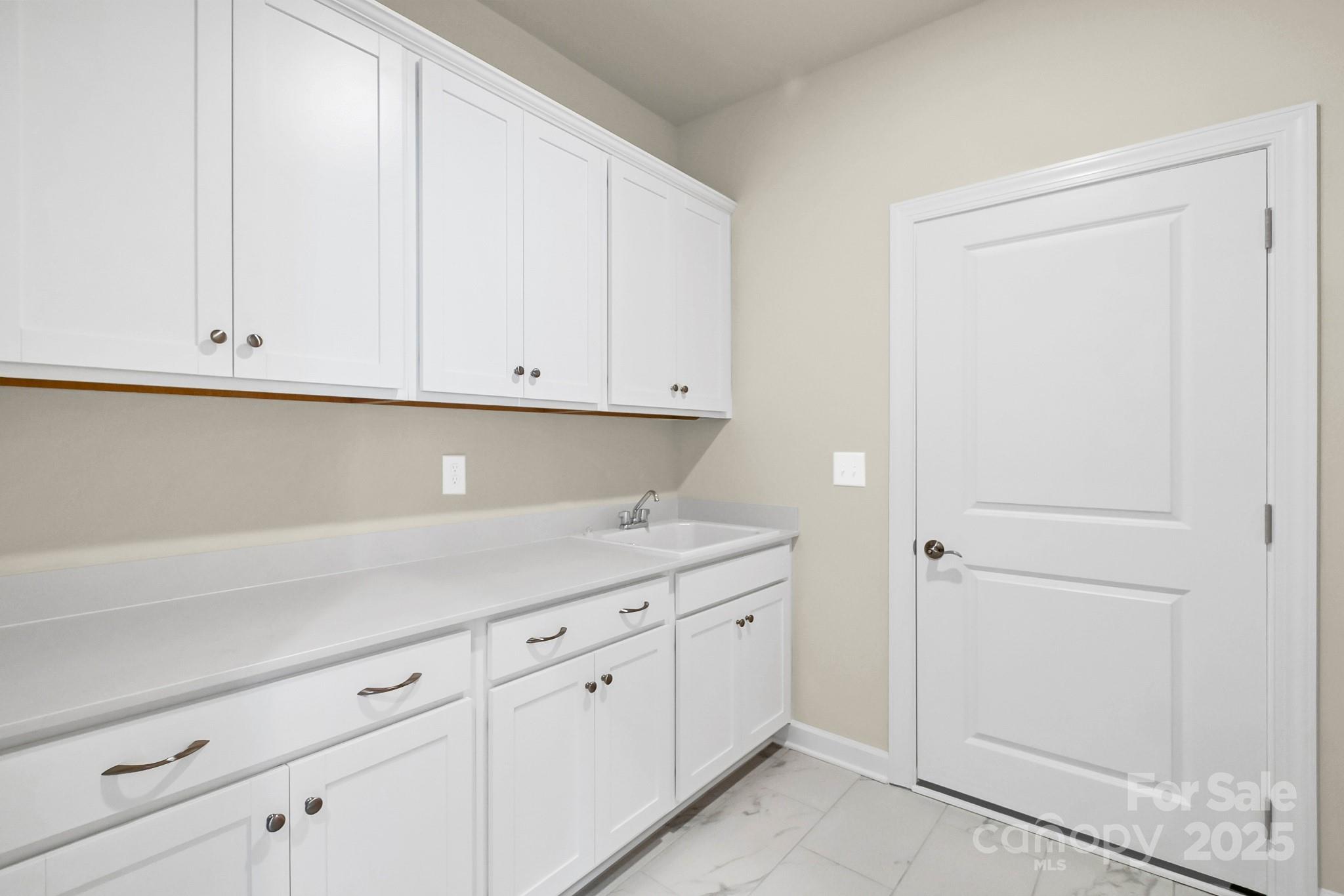 Roselyn - Residential