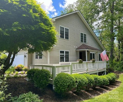29 Grist Mill Drive Hendersonville NC 28739