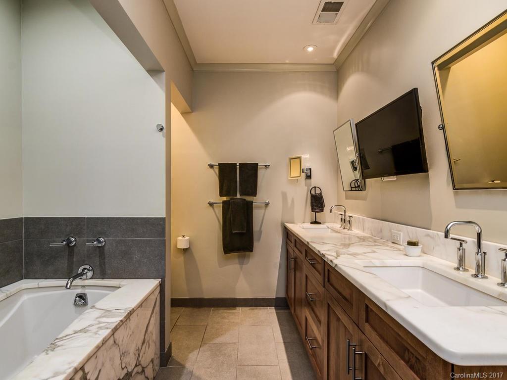 21 Battery Park - Residential