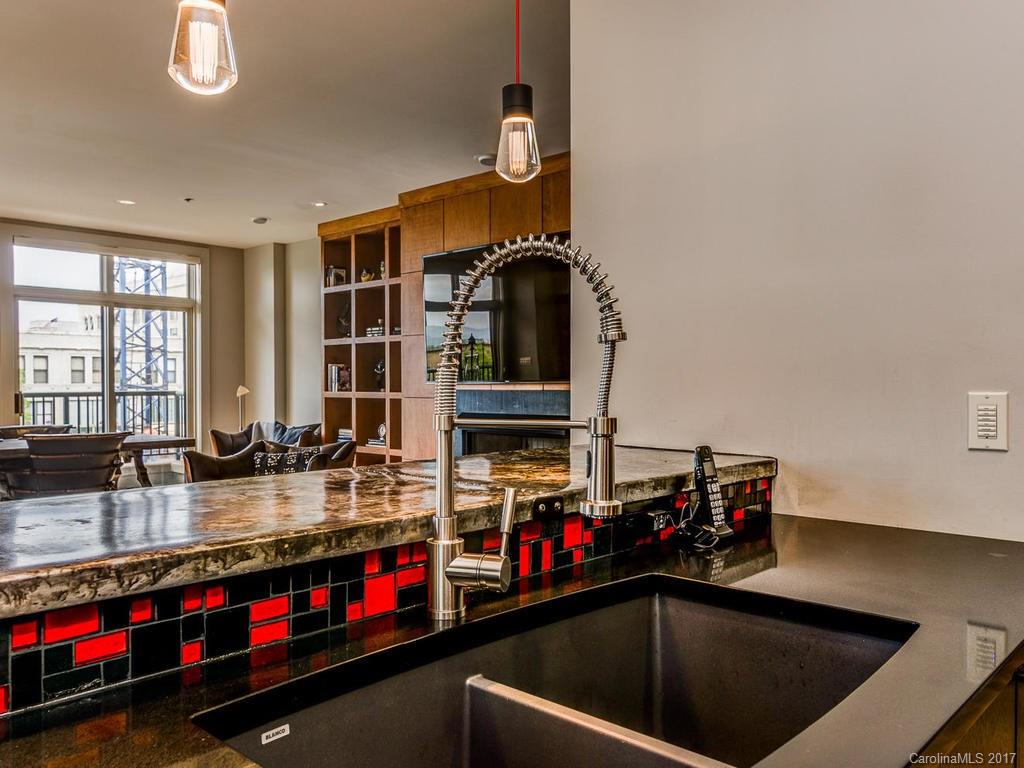 21 Battery Park - Residential