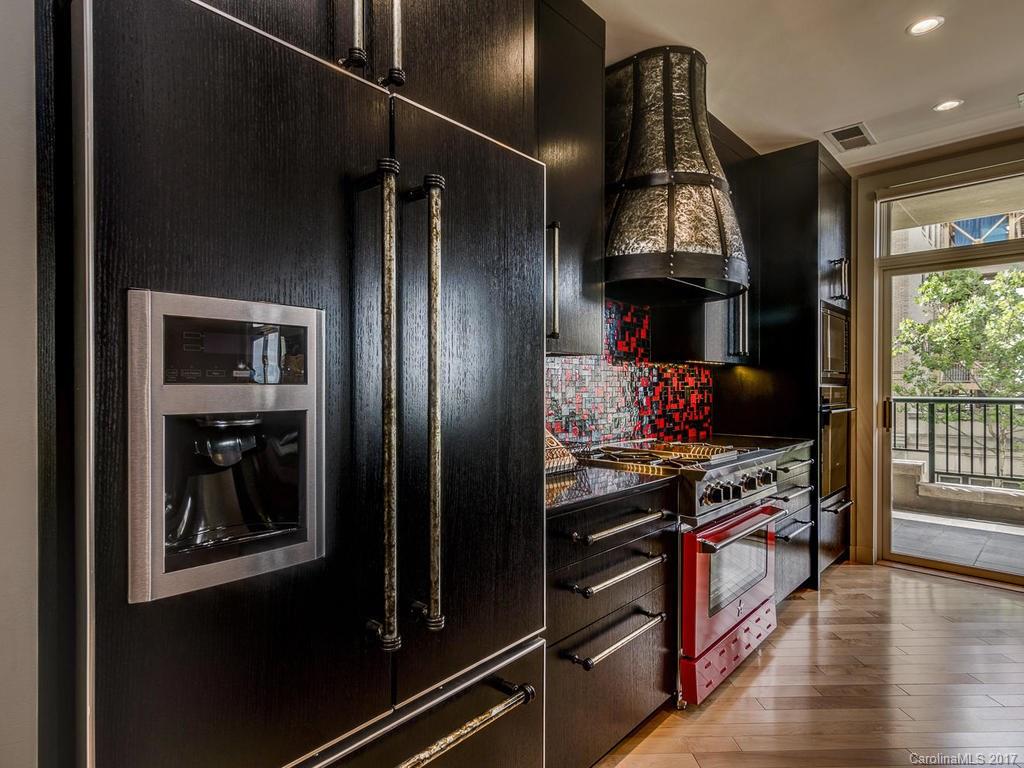 21 Battery Park - Residential