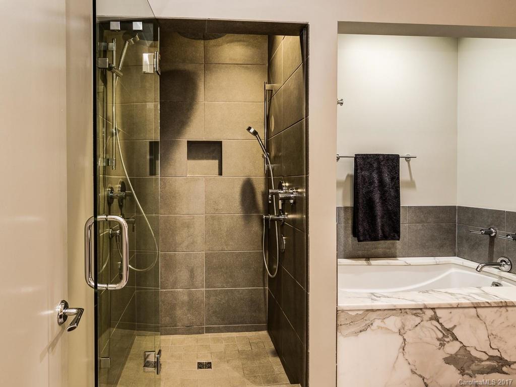 21 Battery Park - Residential