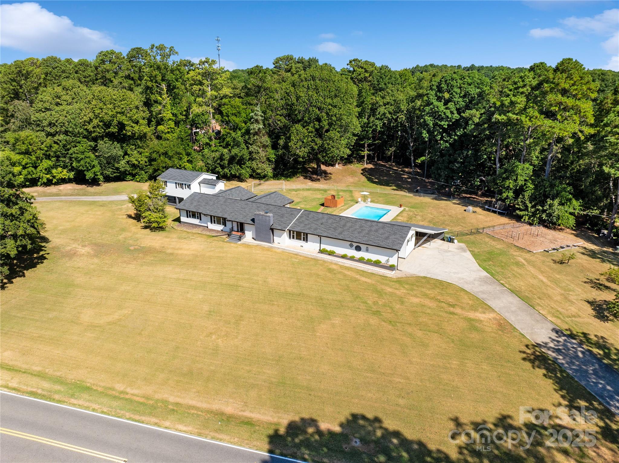 Meadow Lakes - Residential