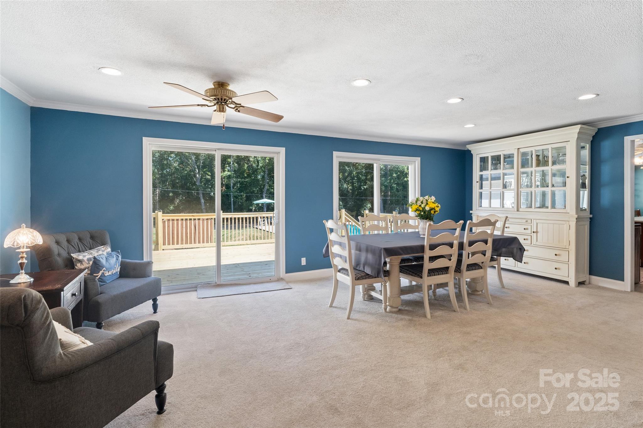 Meadow Lakes - Residential