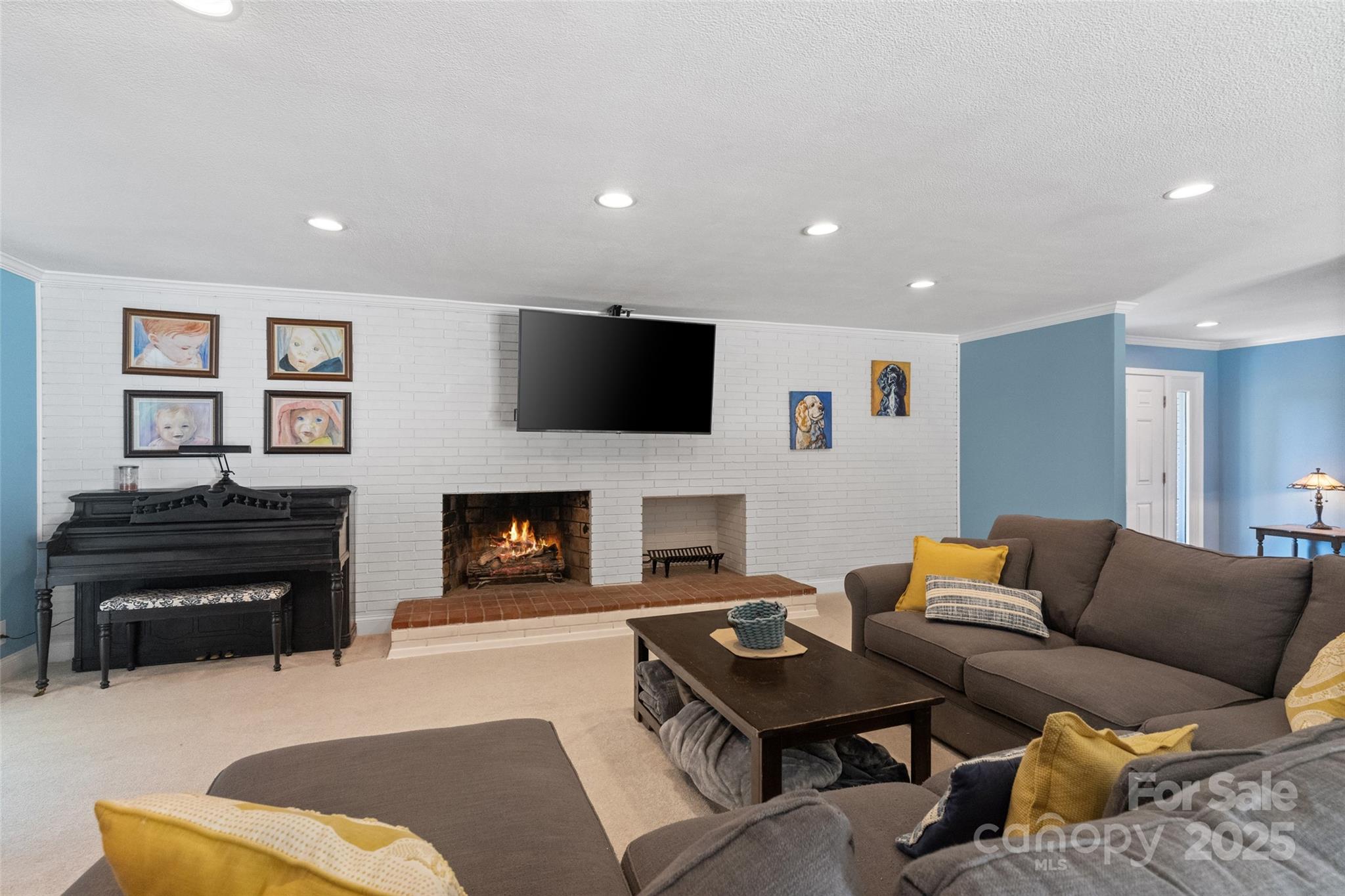 Meadow Lakes - Residential