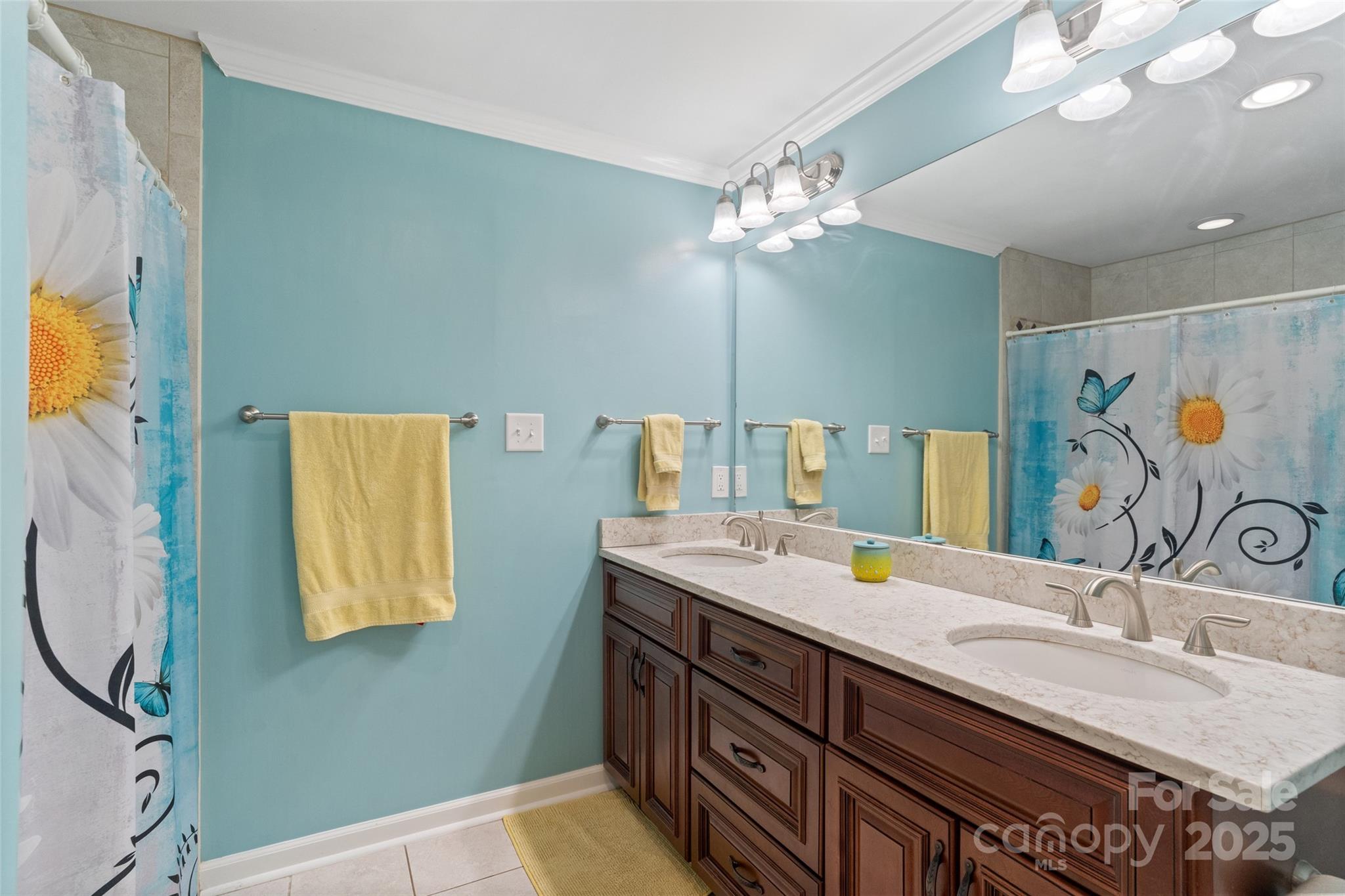 Meadow Lakes - Residential