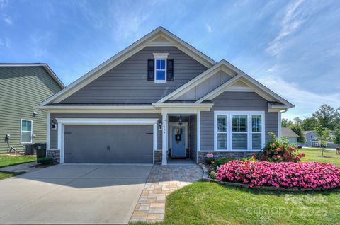 194 Hanks Bluff Drive Mooresville NC 28117