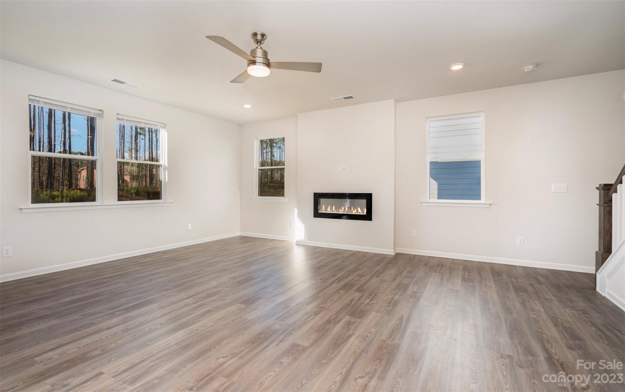 Palm Tree Cove - Residential