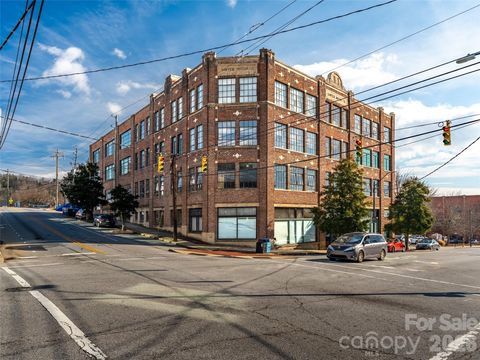 100 Coxe Avenue 408 Asheville NC 28801
