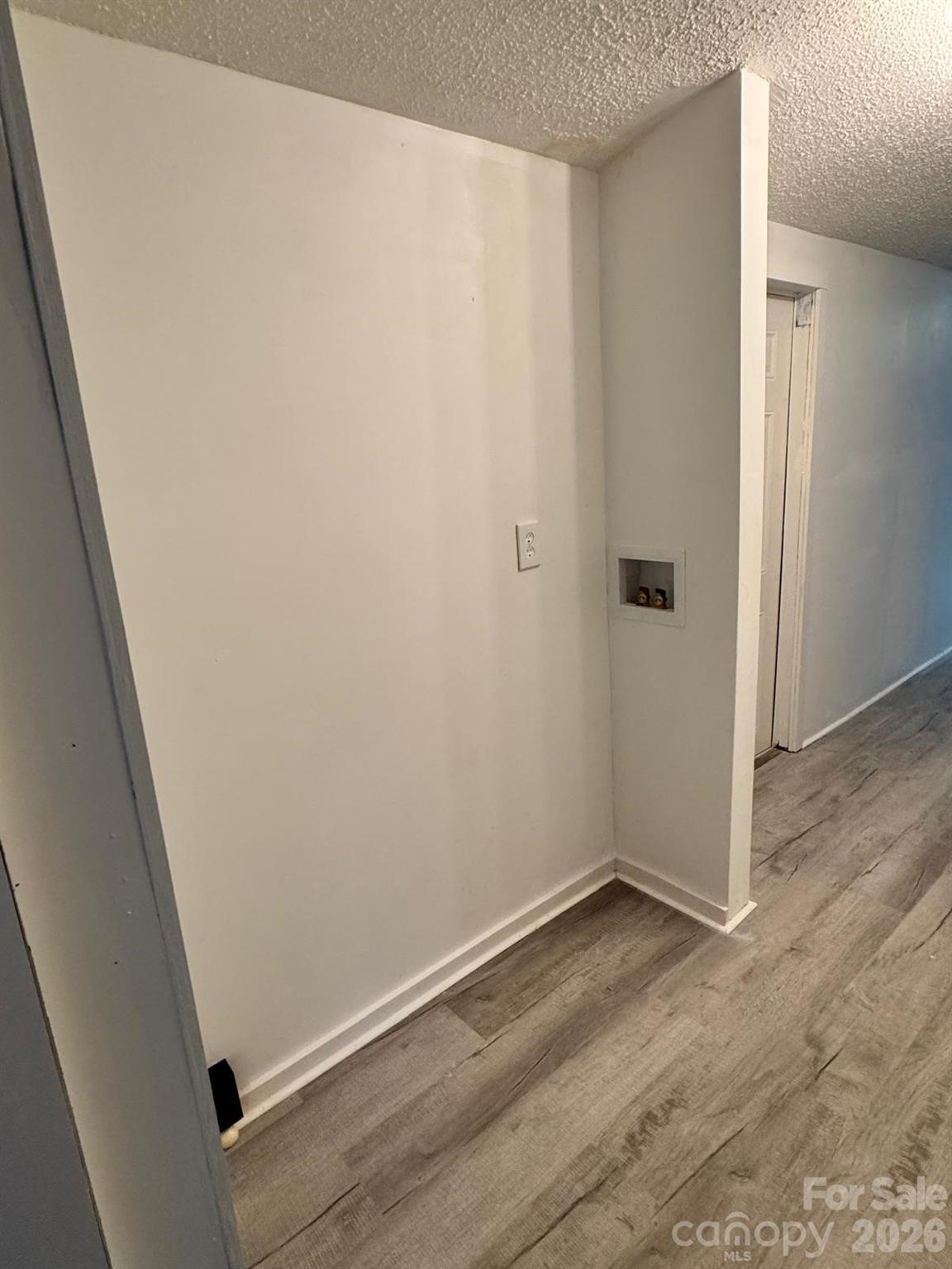 CLOVER BROOK - Residential