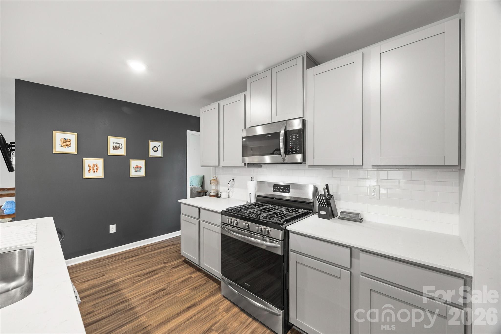 Veronica Springs - Residential