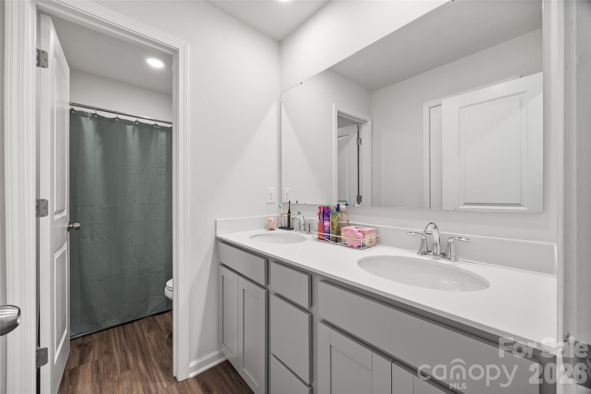 Veronica Springs - Residential