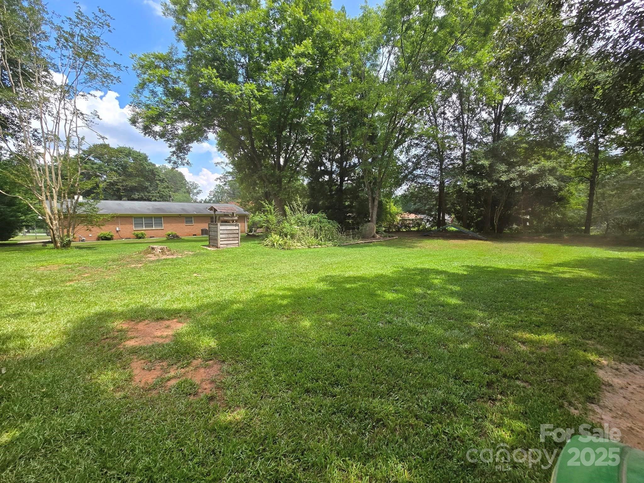 1579 S Oak Drive