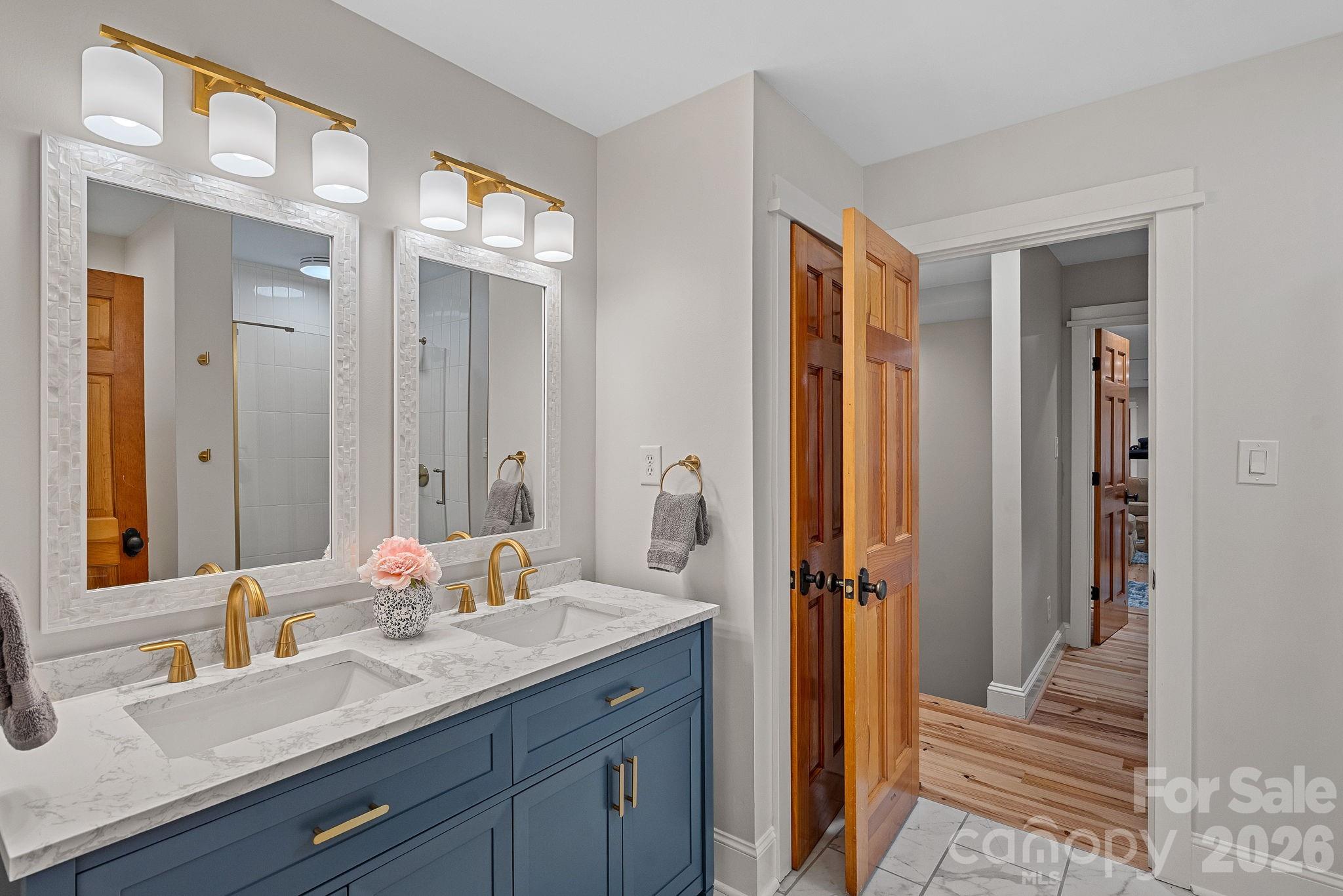 Lookout Point - Residential