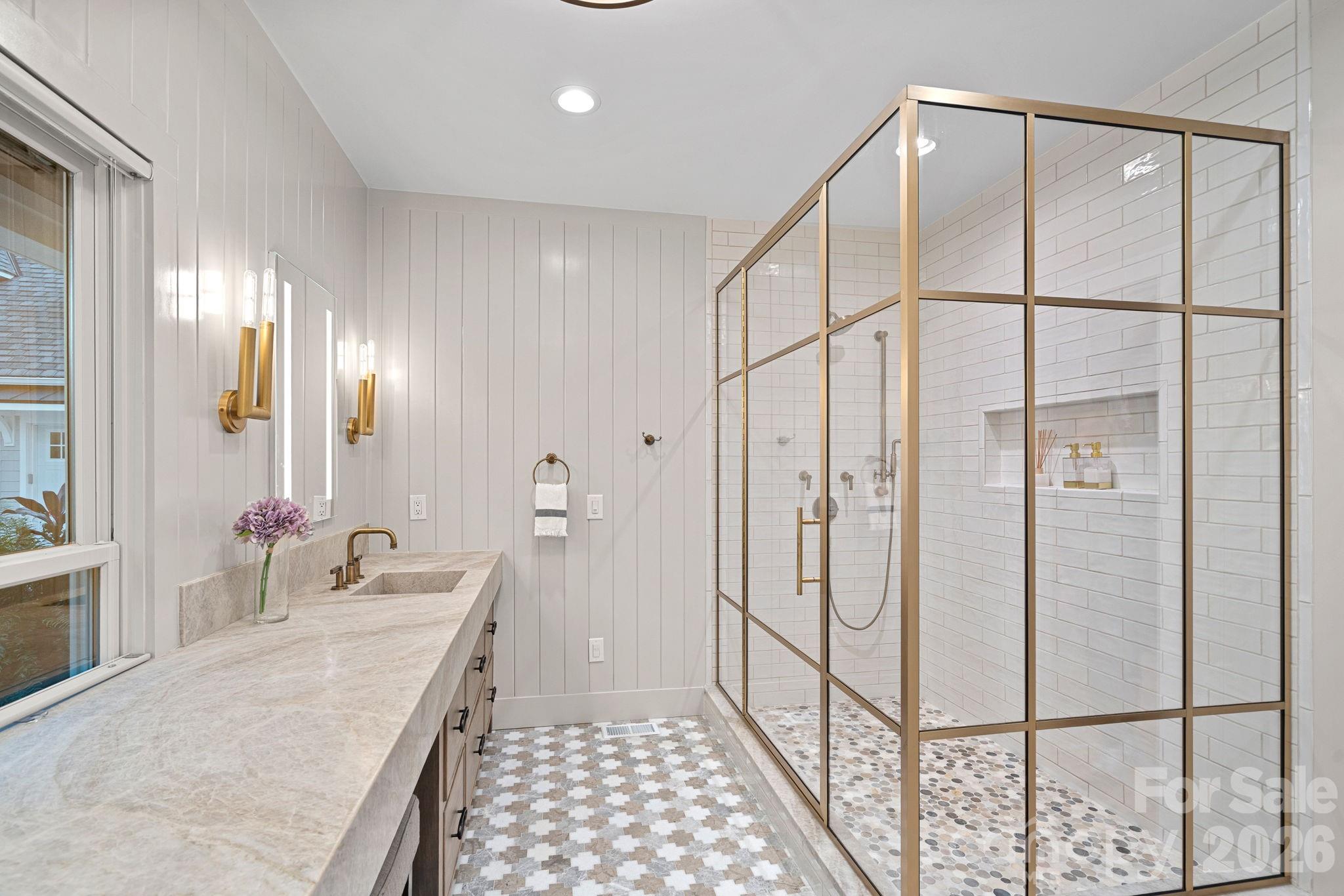 Lookout Point - Residential