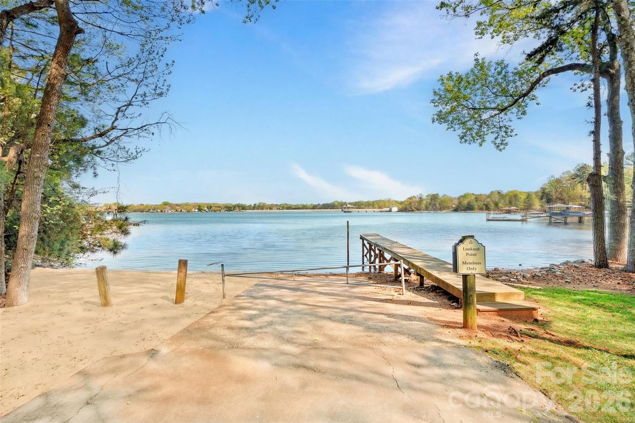 Lookout Point - Residential