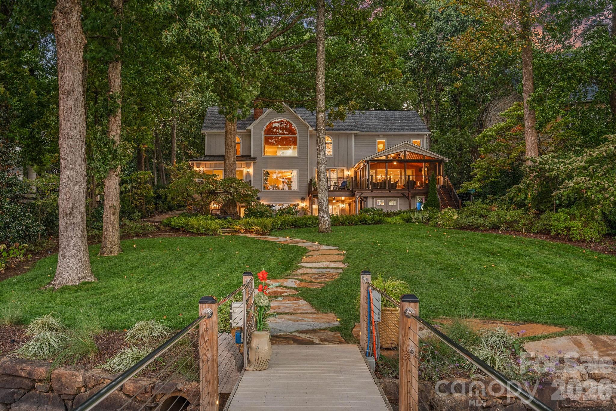 Lookout Point - Residential