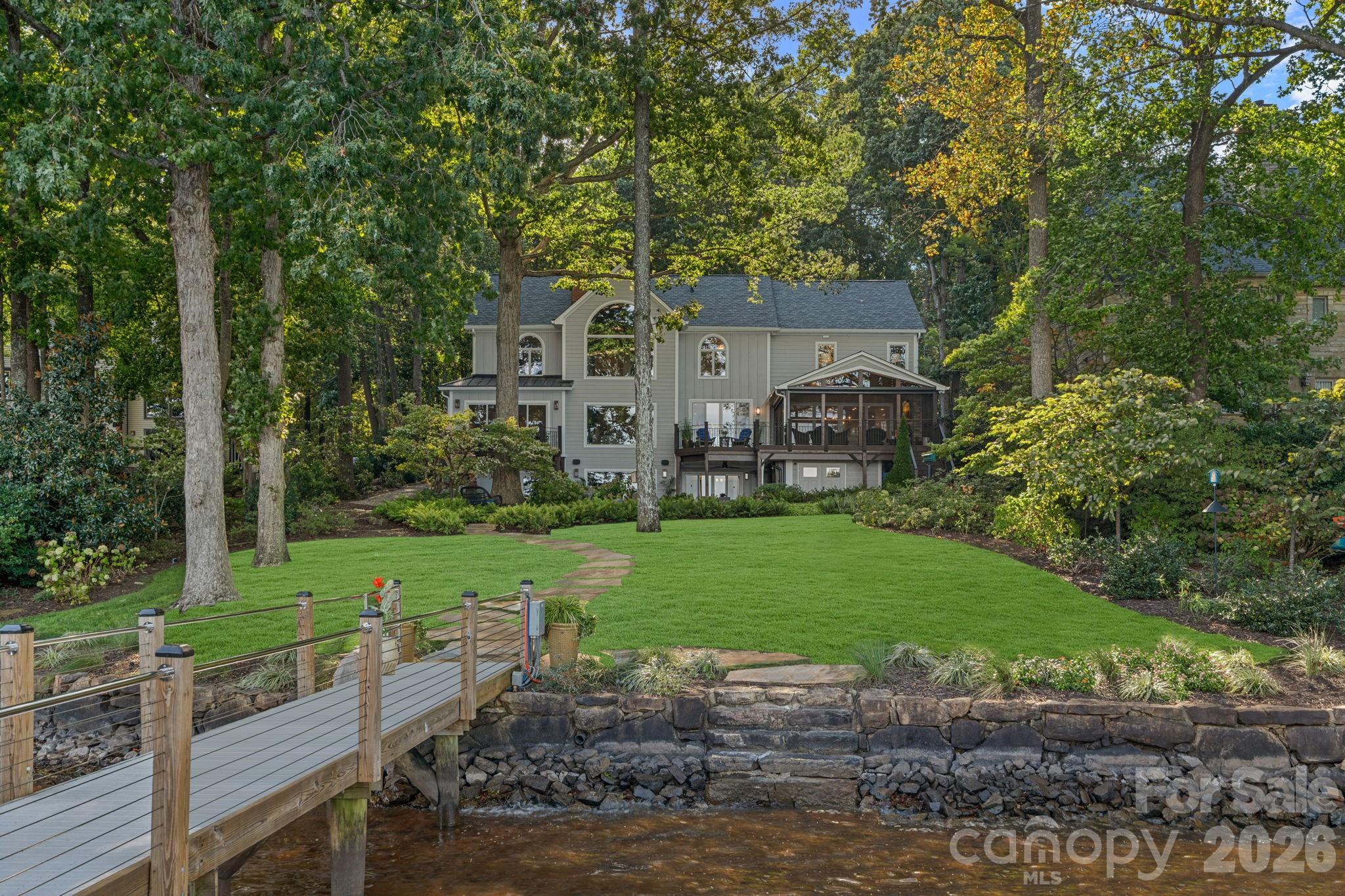 Lookout Point - Residential