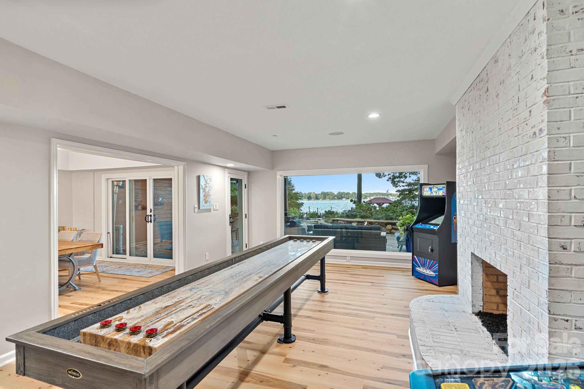 Lookout Point - Residential