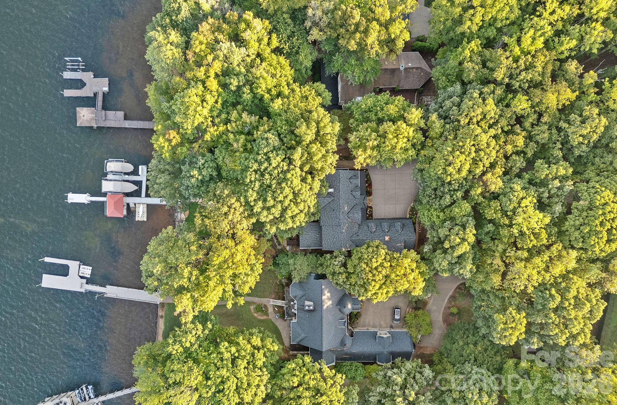 Lookout Point - Residential