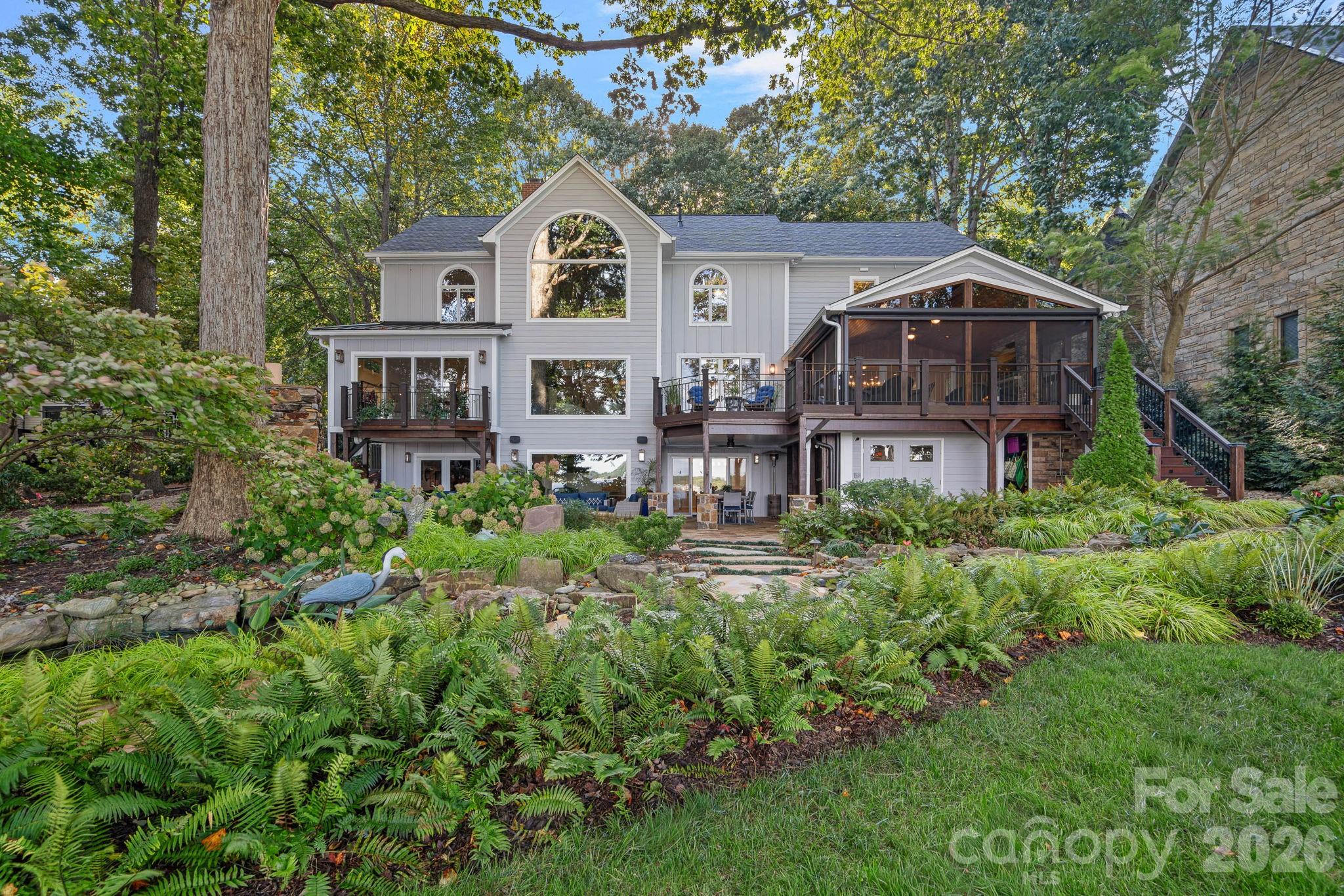 Lookout Point - Residential