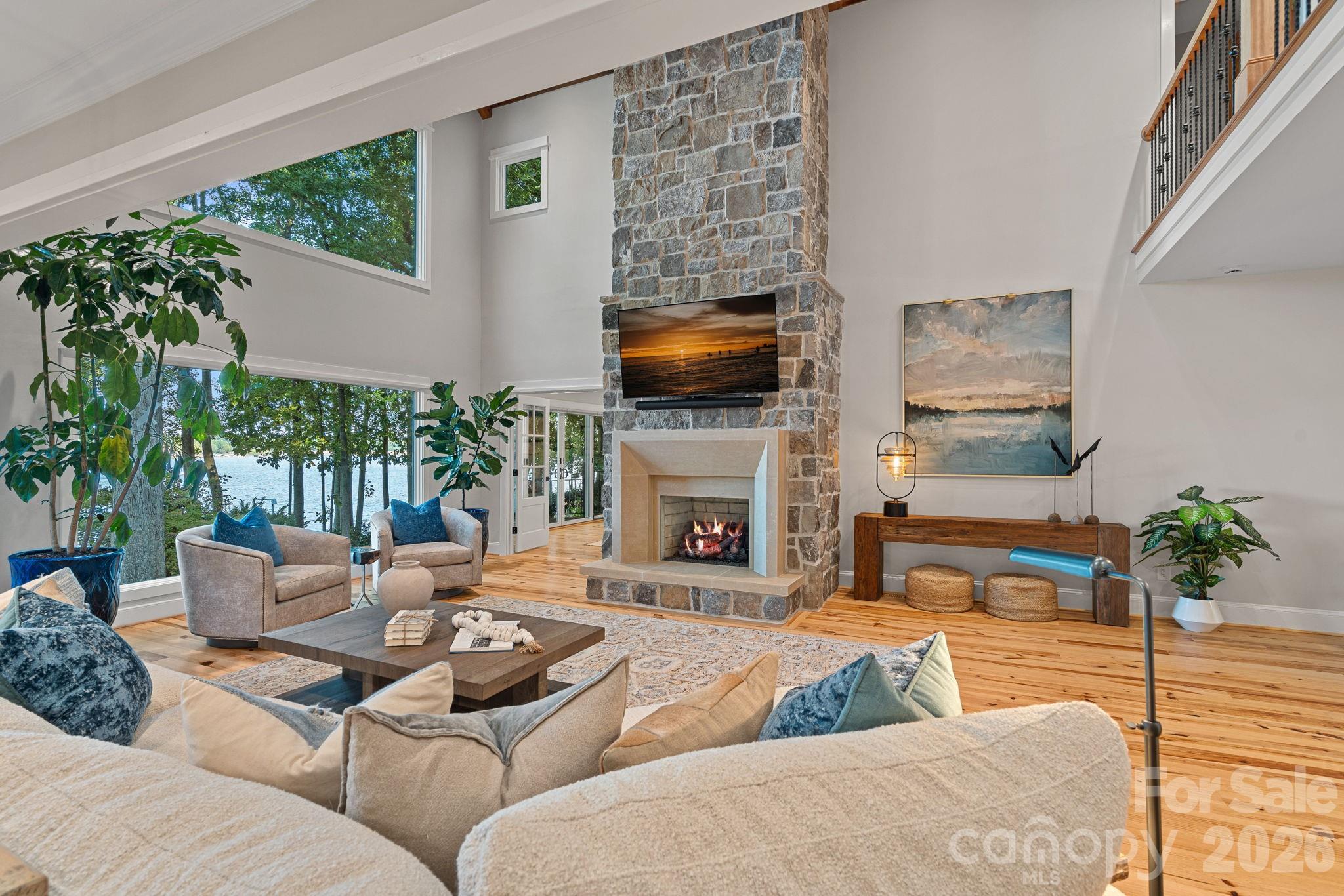 Lookout Point - Residential