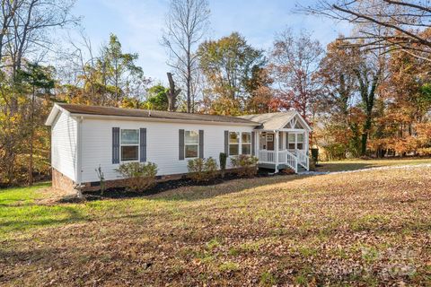 114 Curtis Street Morganton NC 28655
