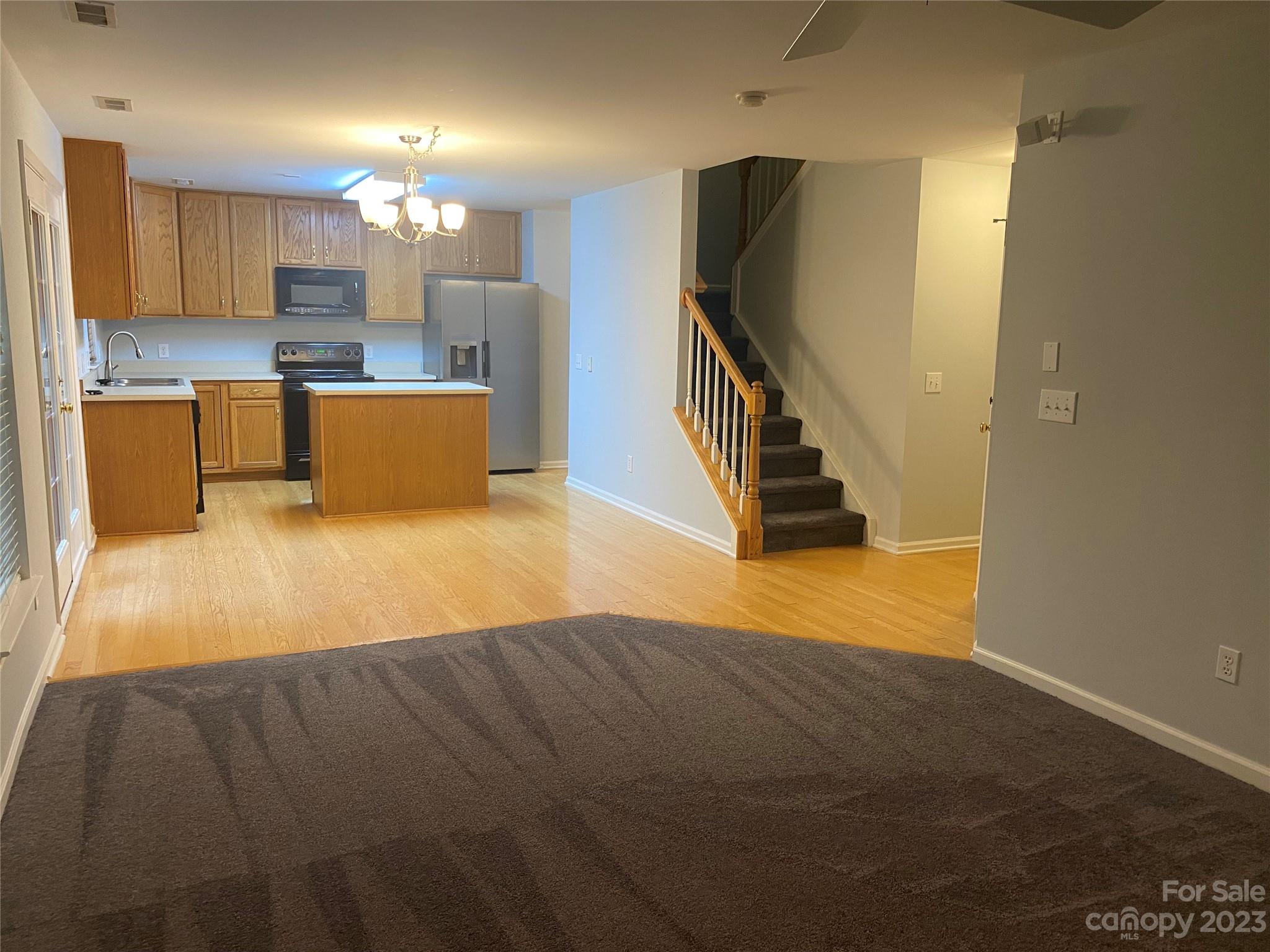 MEADOWVIEW - Residential