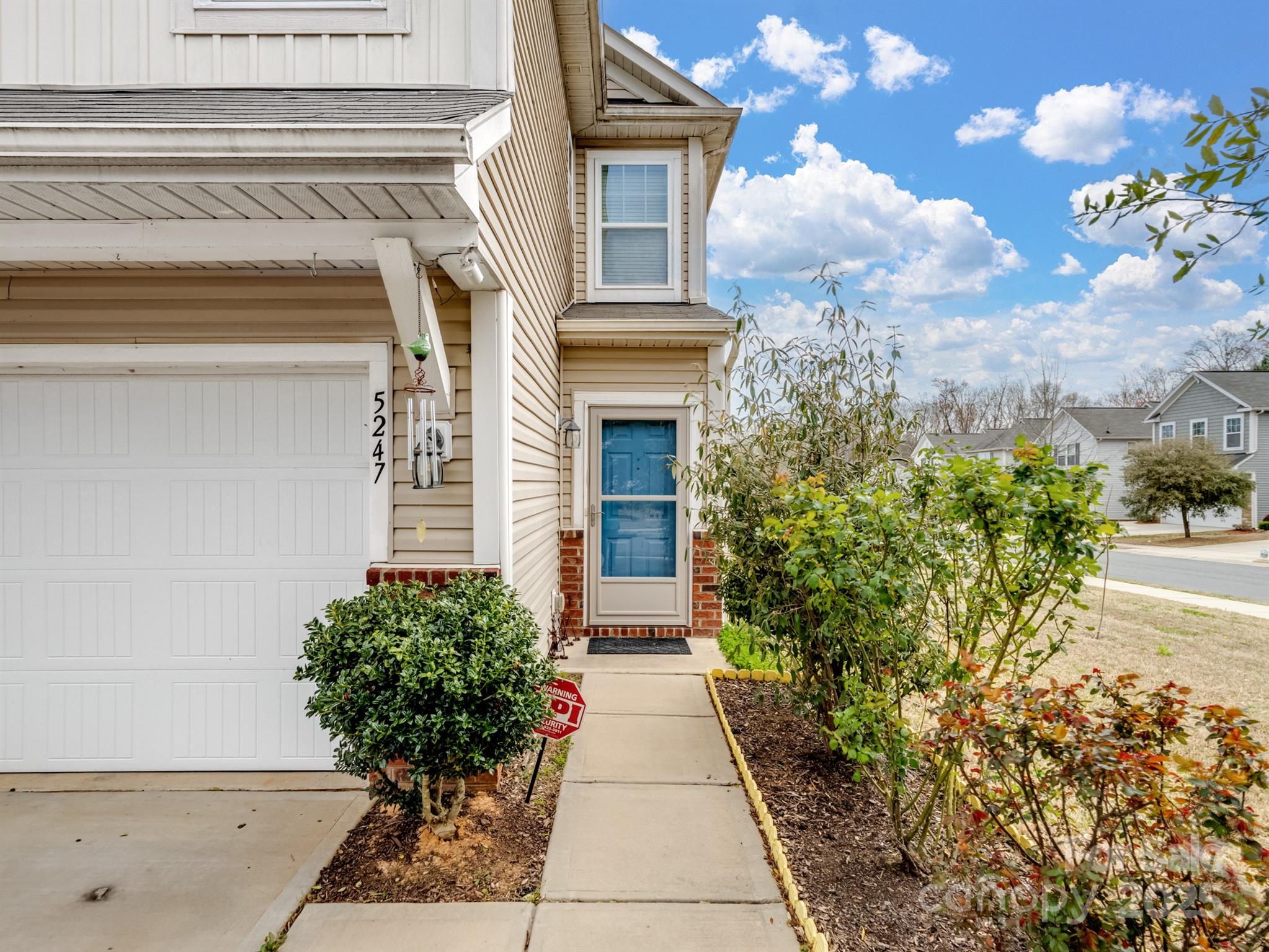 Newport Lakes - Residential