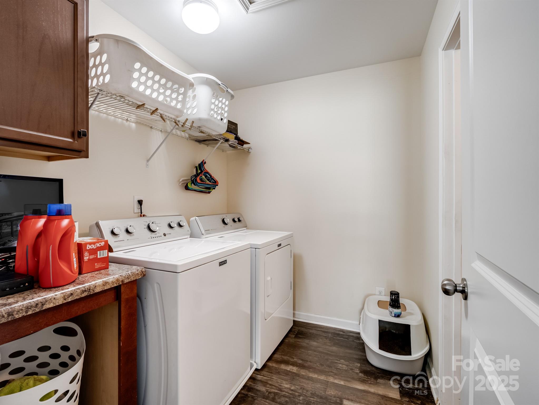 Newport Lakes - Residential