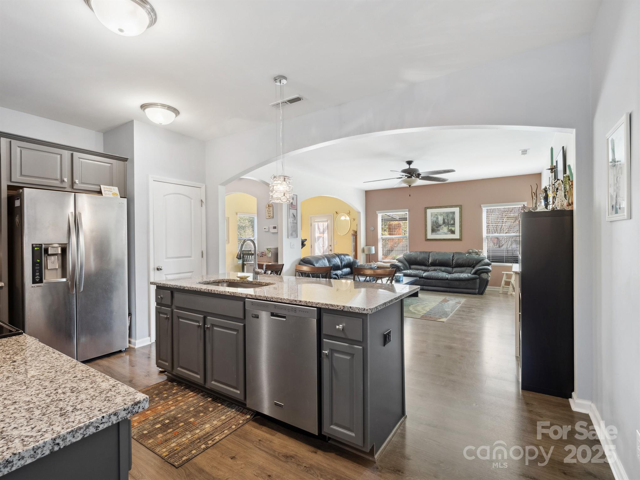 Newport Lakes - Residential