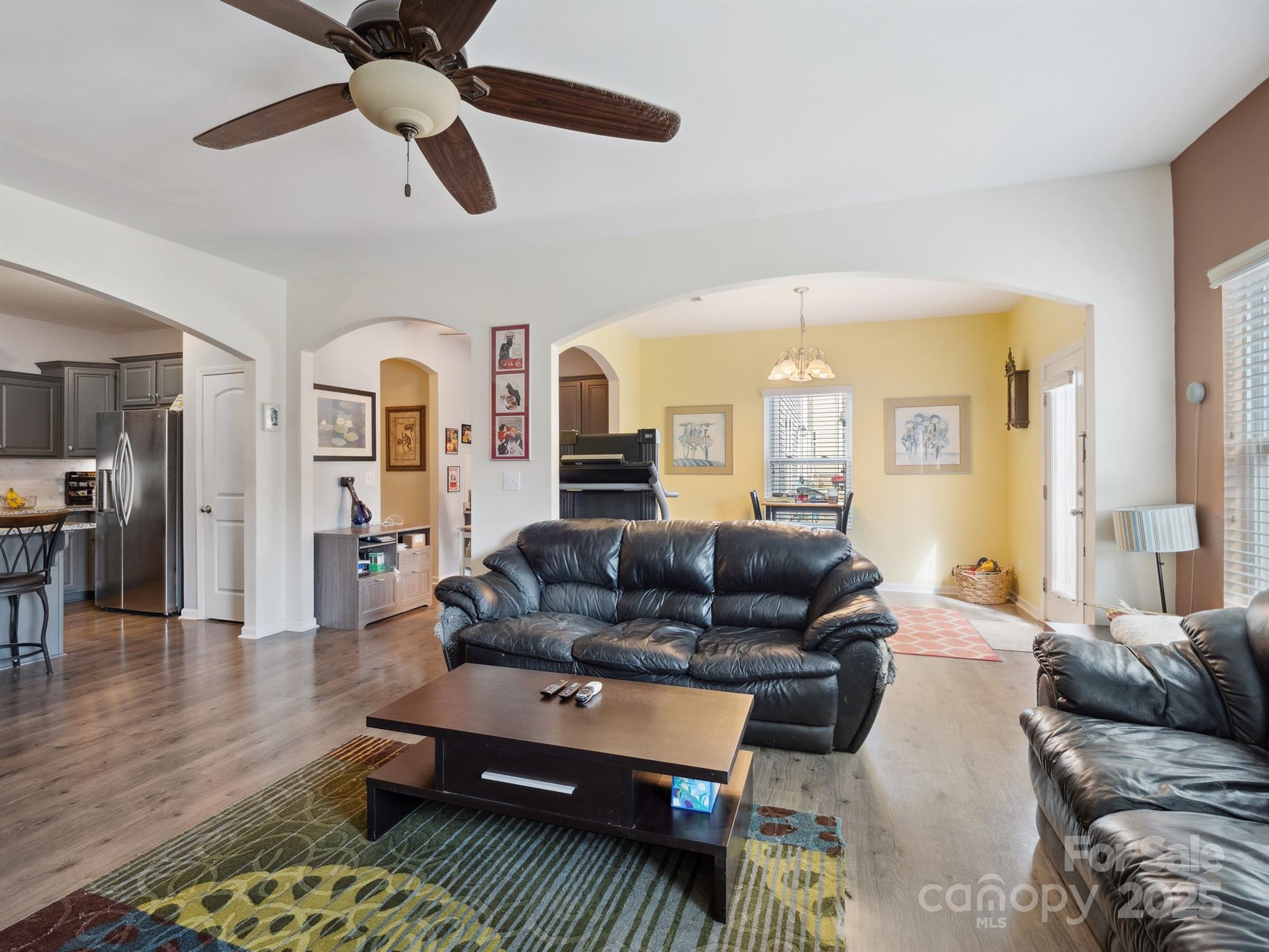 Newport Lakes - Residential