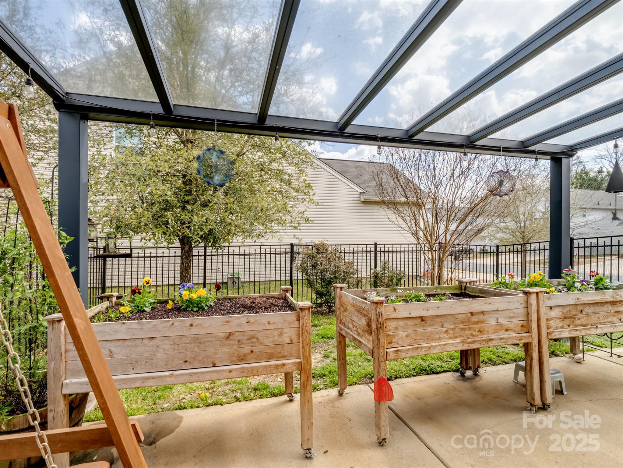 Newport Lakes - Residential