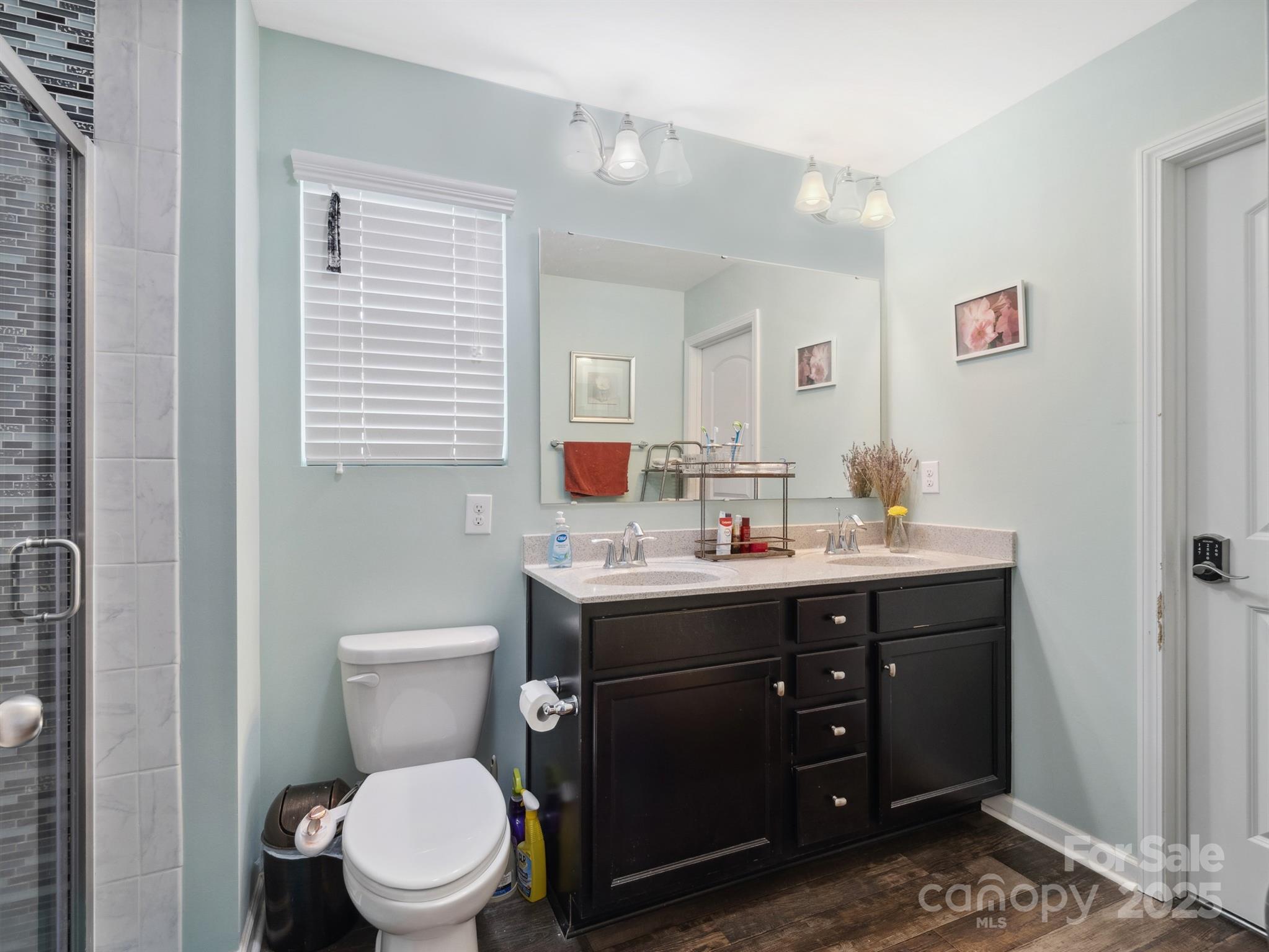 Newport Lakes - Residential