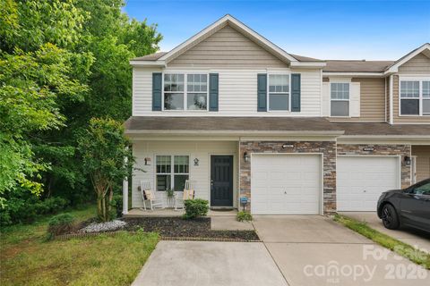 10303 Bunclody Drive Charlotte NC 28213