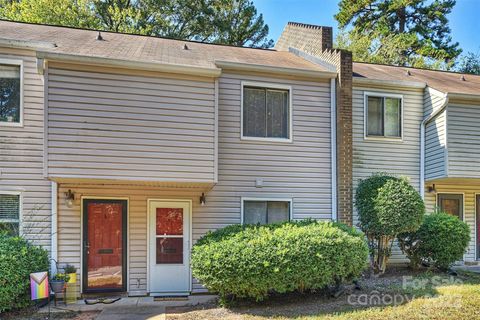 Photo of 951 Hollywood Street #F, Charlotte, NC 28211 (MLS # 4312884)