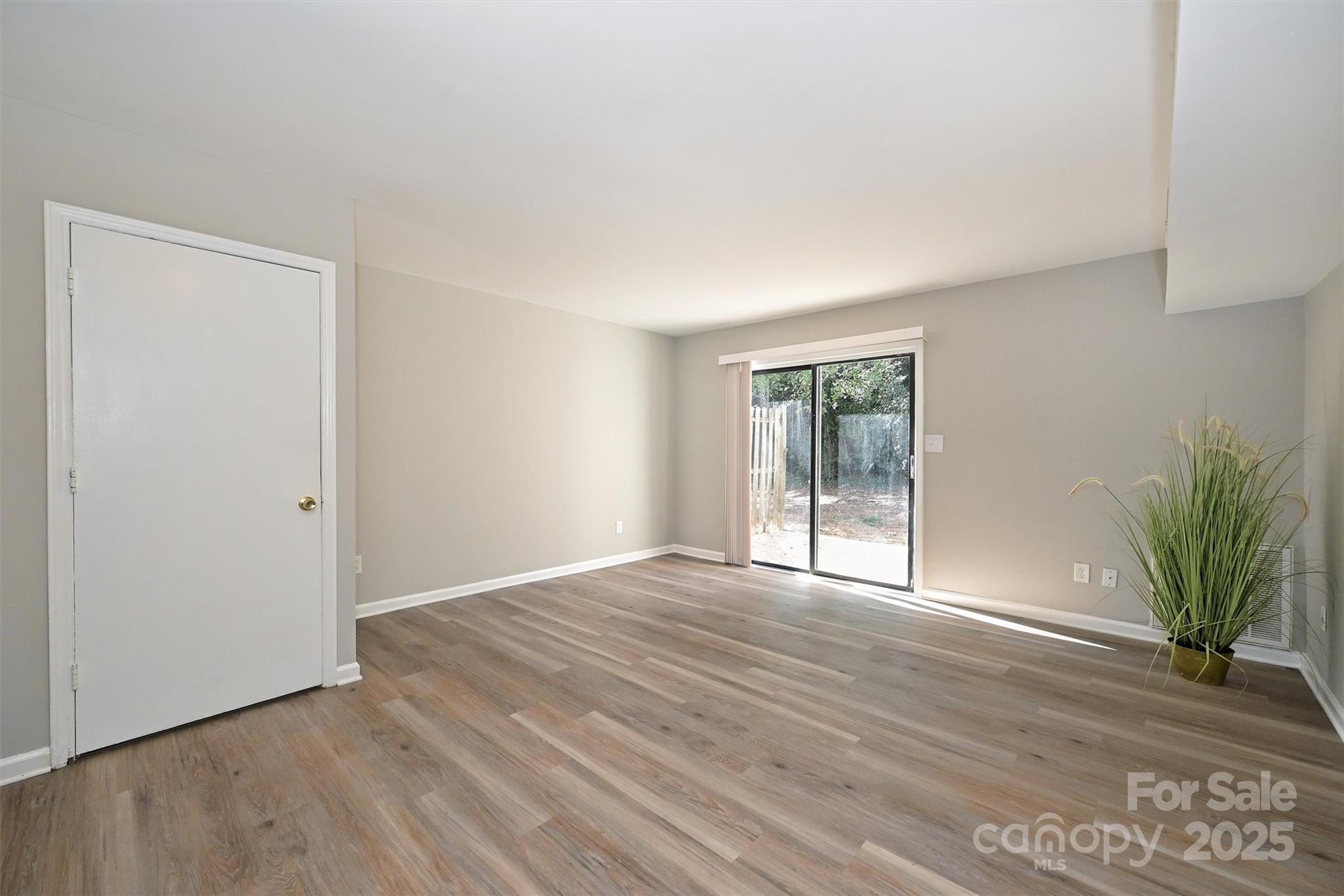 Walker Woods - Residential