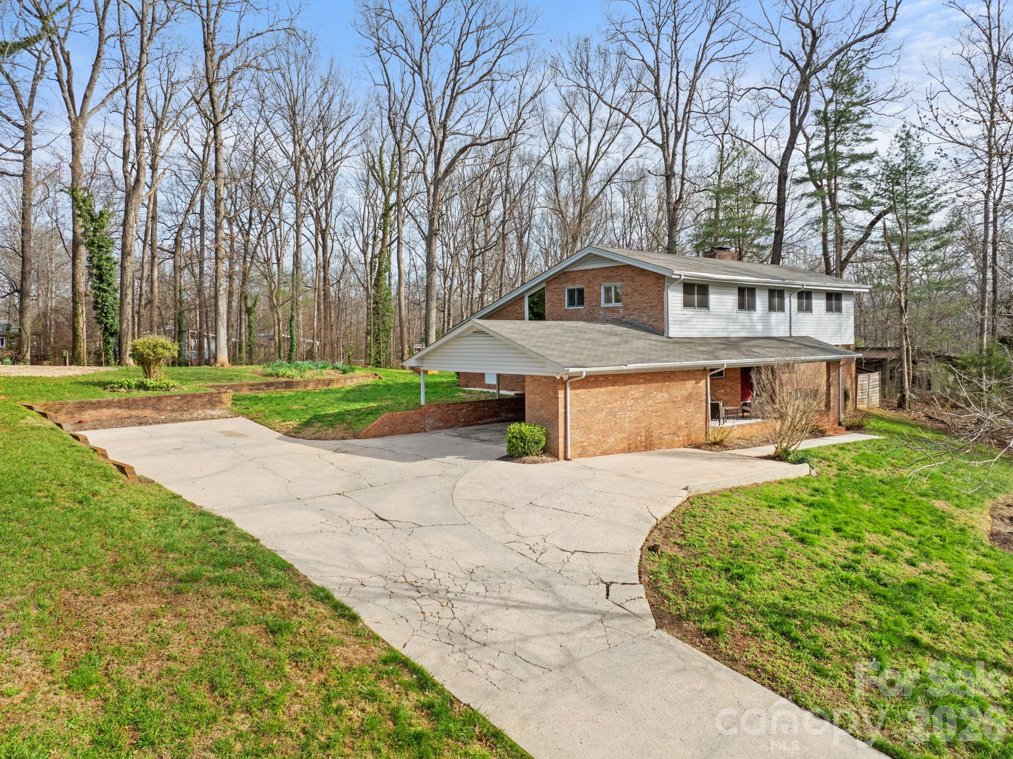 5313 Montevista Drive