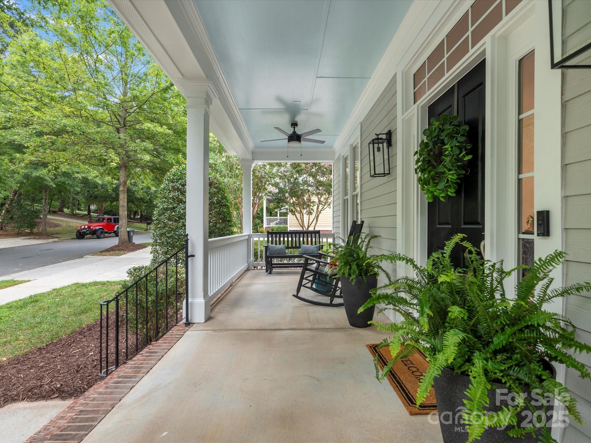 820 Stratford Run Drive