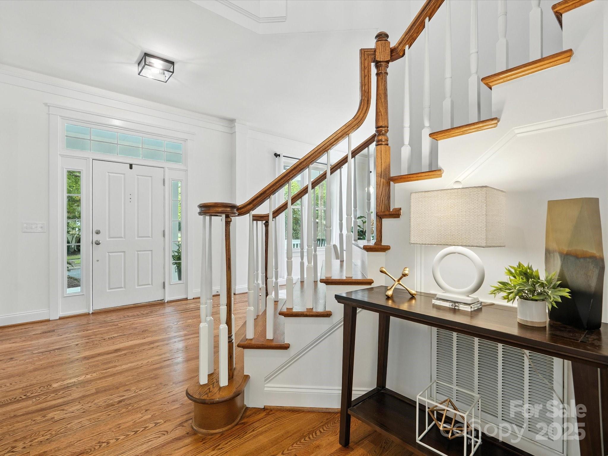 820 Stratford Run Drive