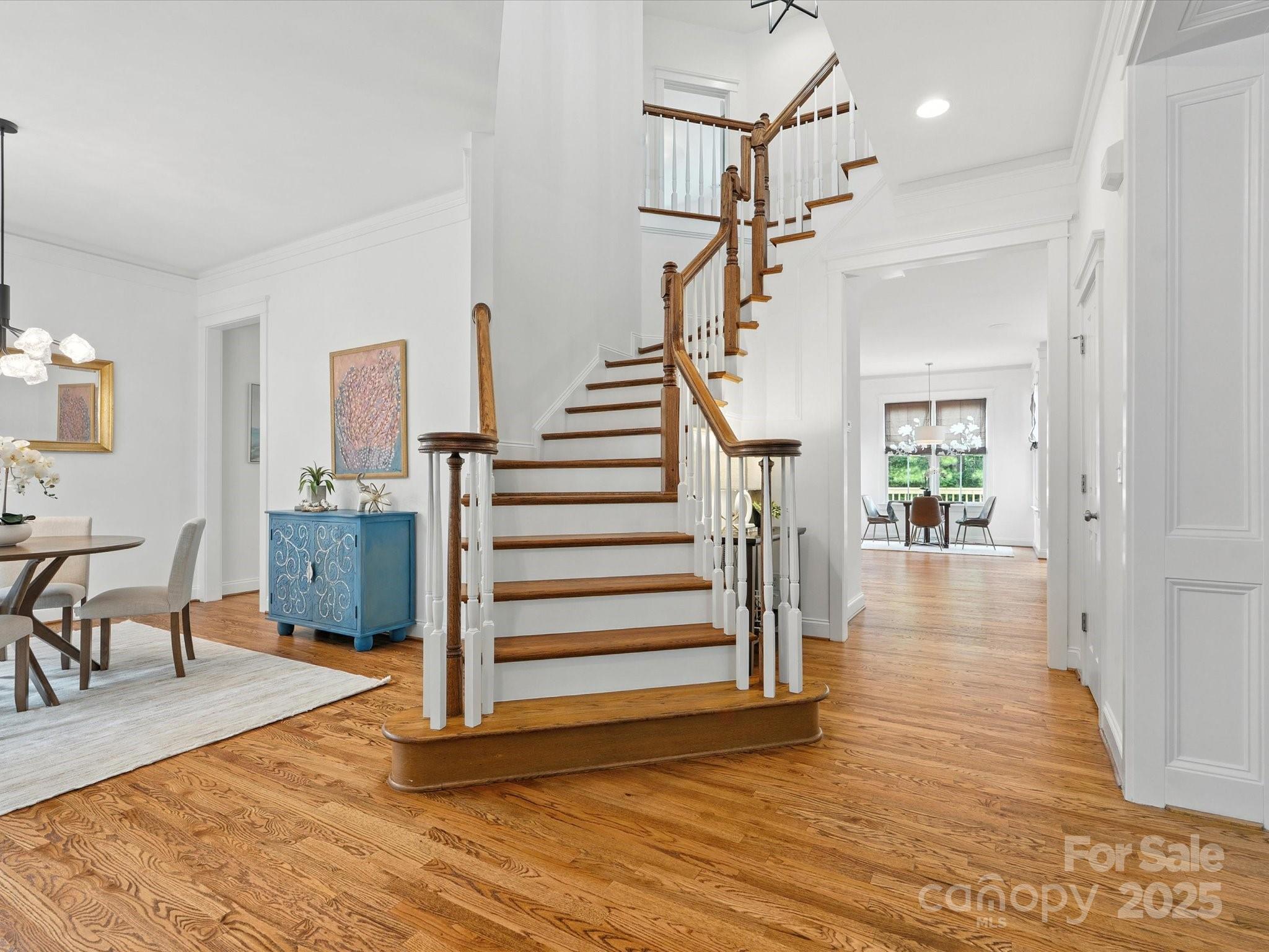 820 Stratford Run Drive