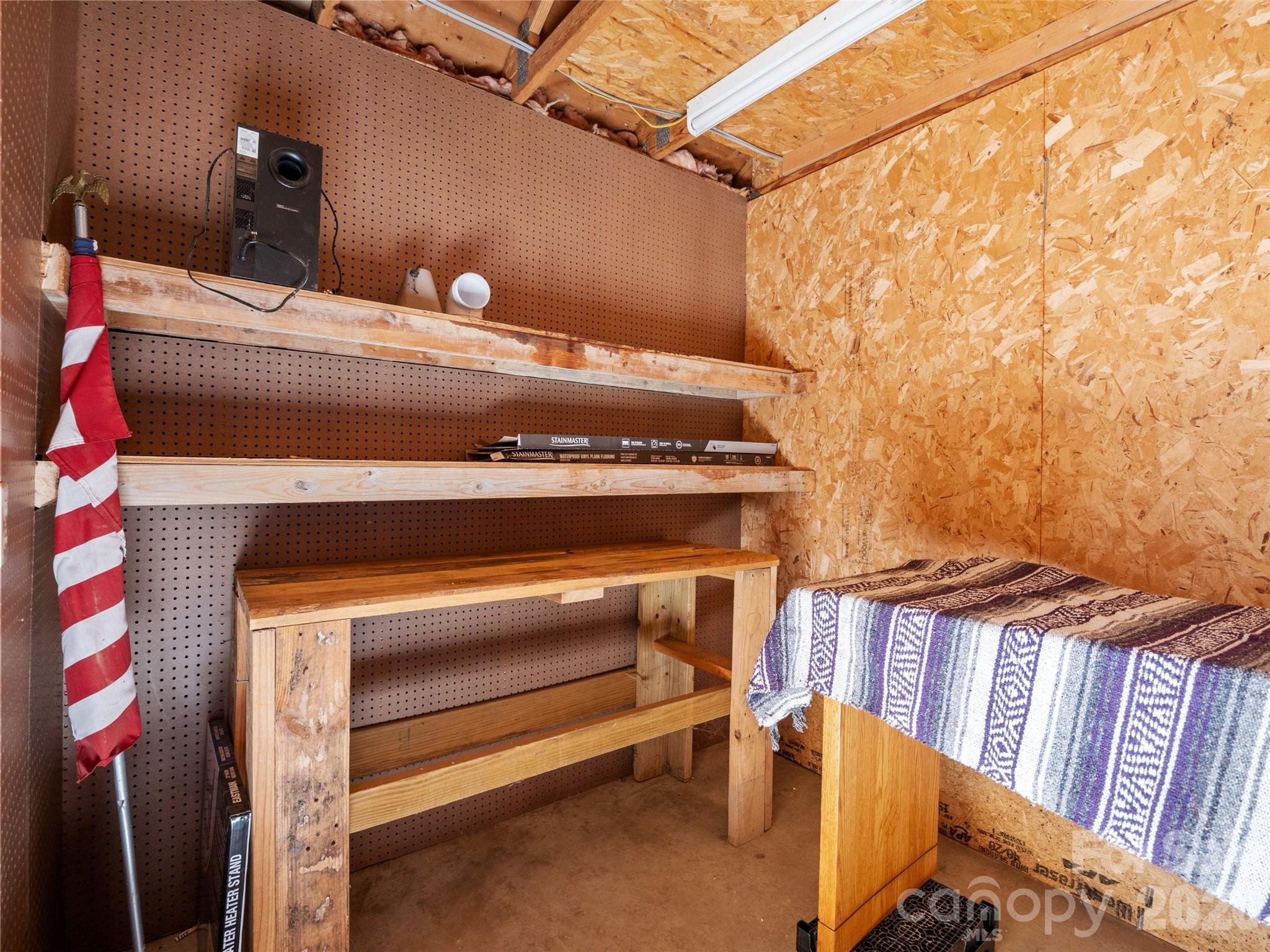 Llama Vista - Residential