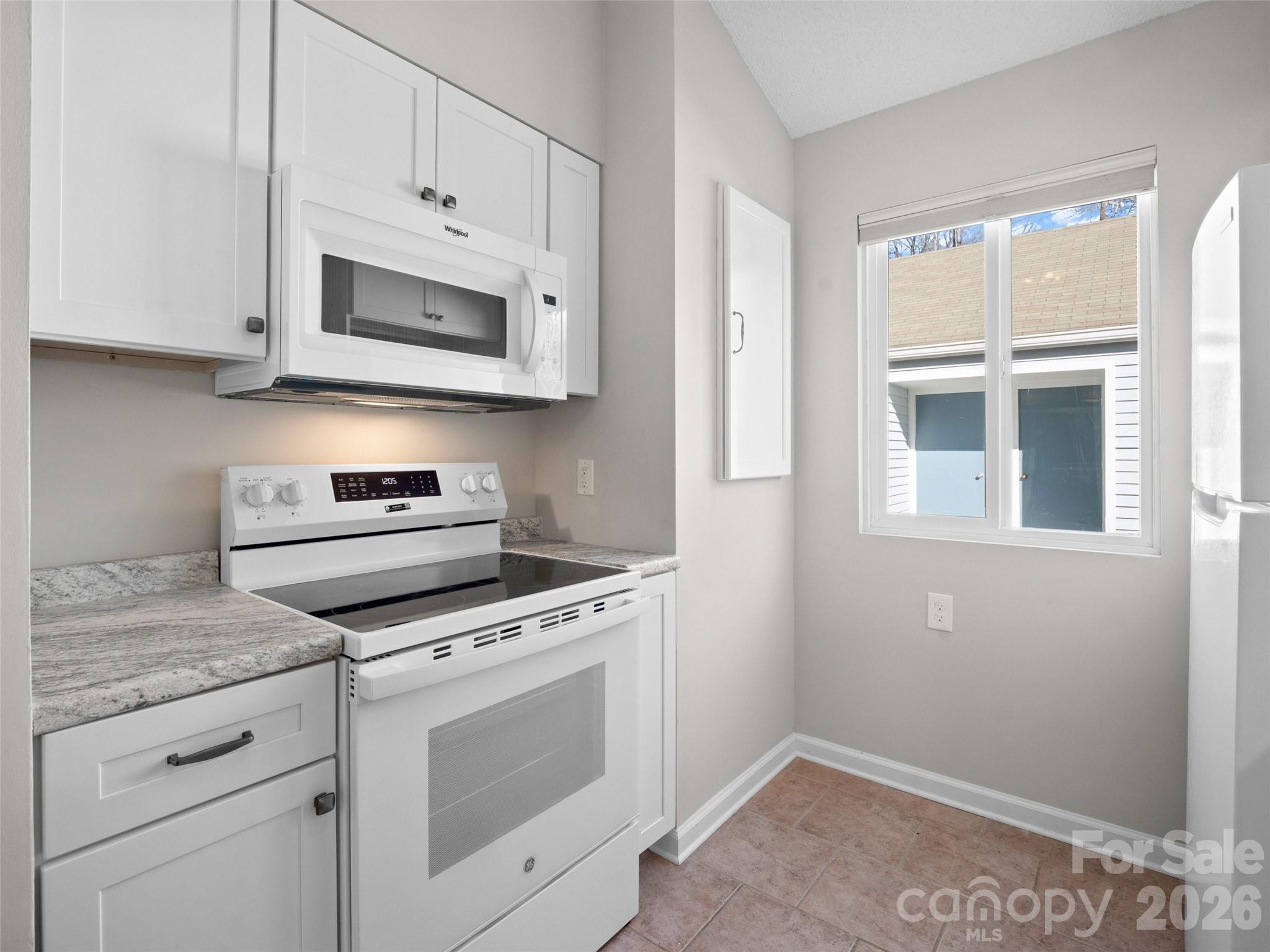 Llama Vista - Residential