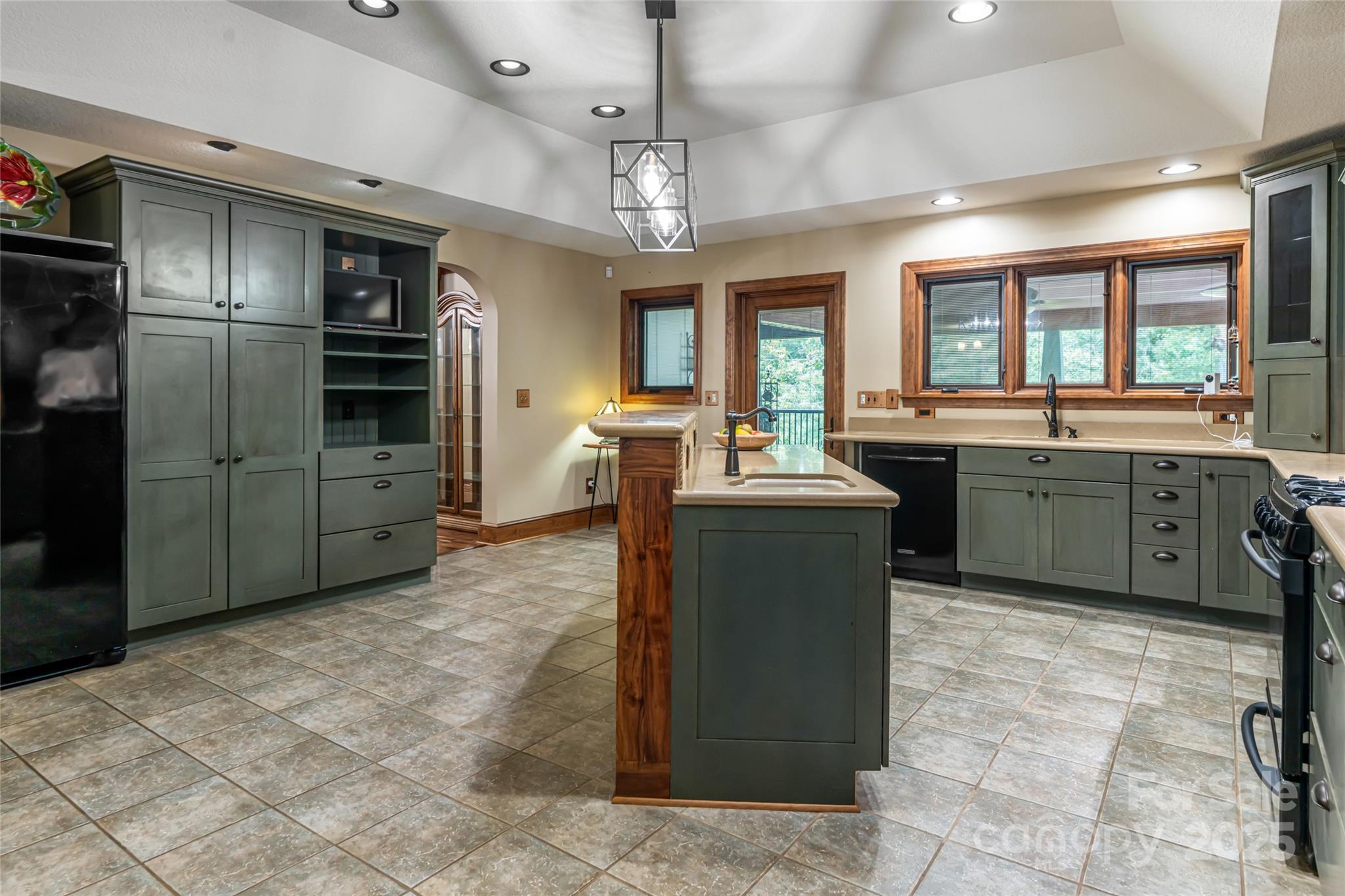171 Pete Luther Road