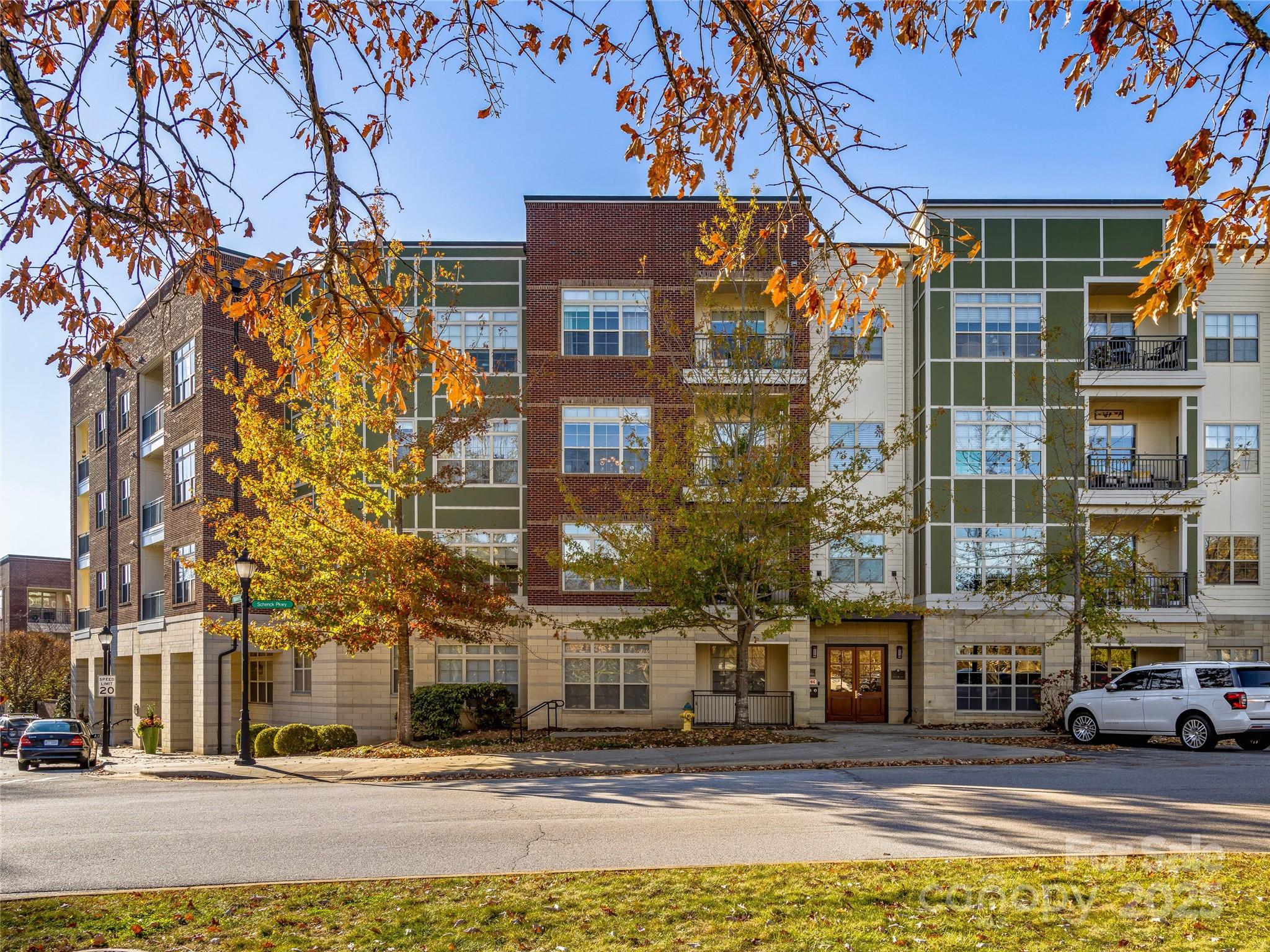 42 Schenck Parkway 304