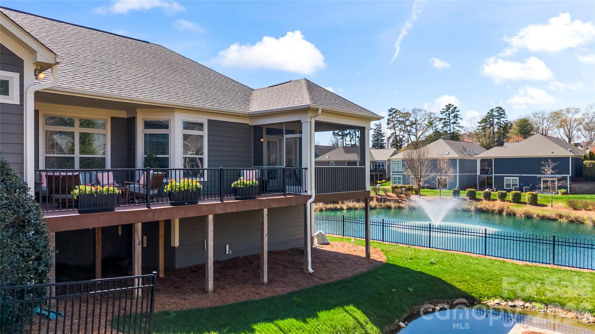 The Courtyards of Huntersville - Residential