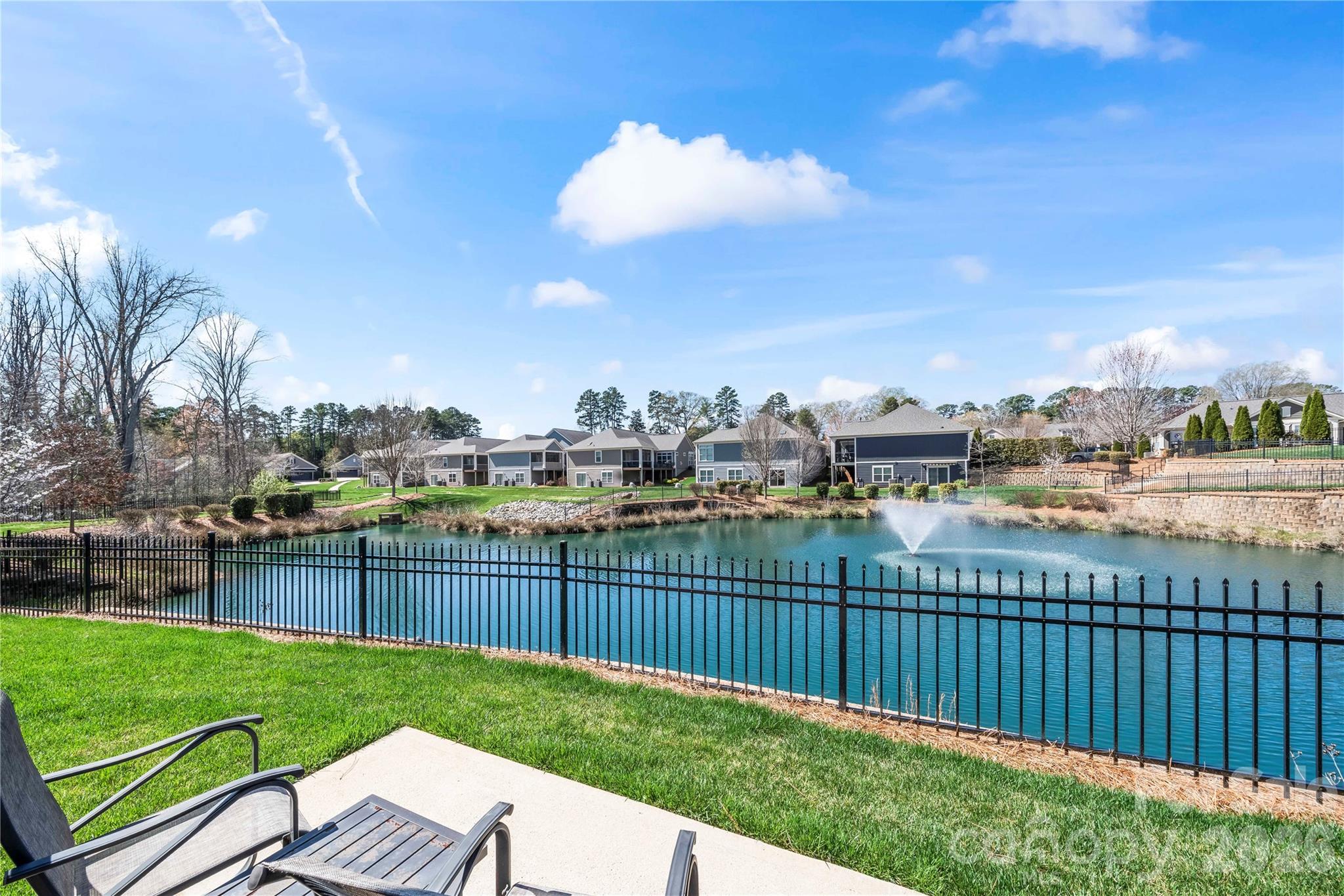 The Courtyards of Huntersville - Residential