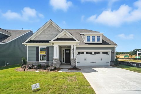2015 Mantle Ridge Indian Trail NC 28079