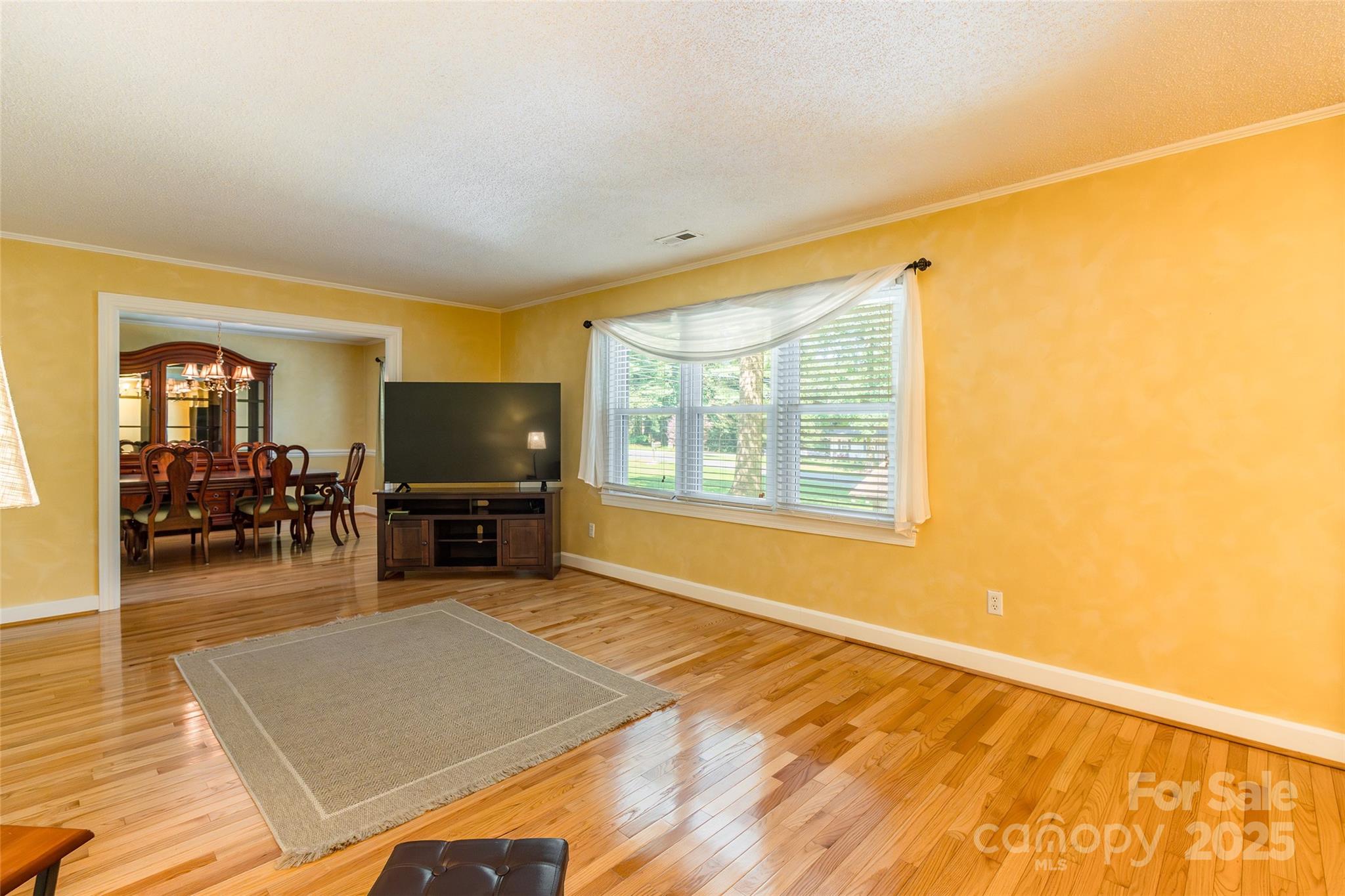 145 Heritage Lane